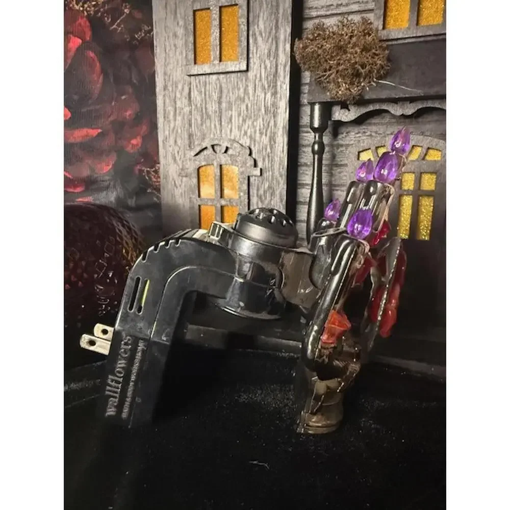 Bath & Body Works 2018 Halloween Skeleton Hand Wallflower Plug Roses Retired
